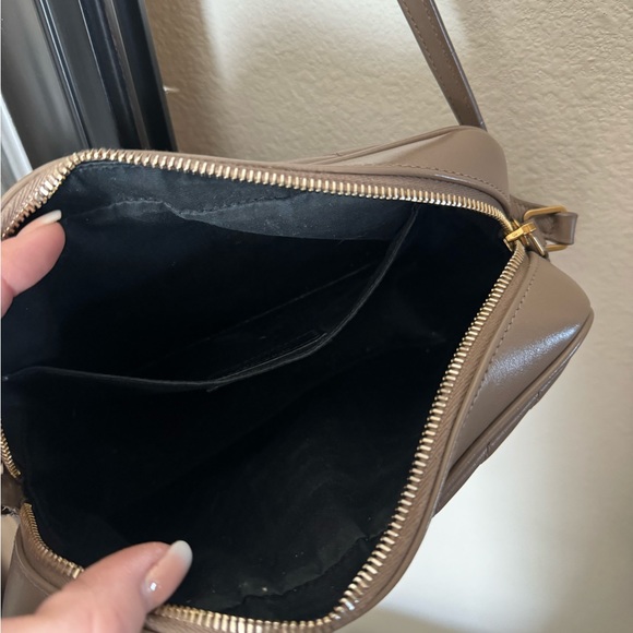 YSL — crossbody purse IN QUILTED LEATHER - Picture 6 of 9